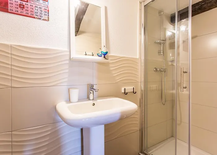 Apartment Memories Ii